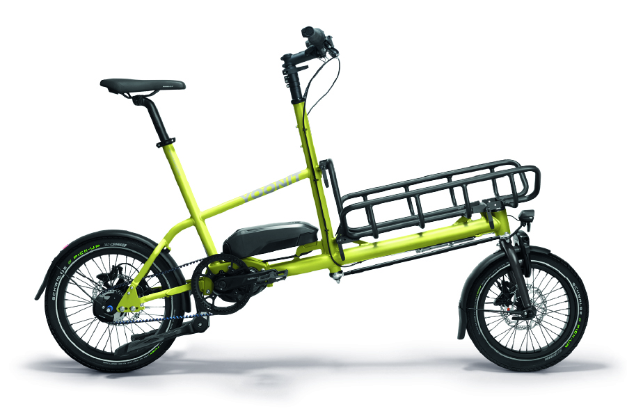 Yoonit Electric in Farbe misty lime mit dem Träger